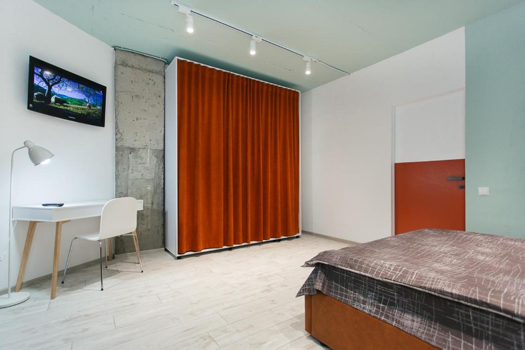 Vip Apartmen Loft Sumy Exterior photo